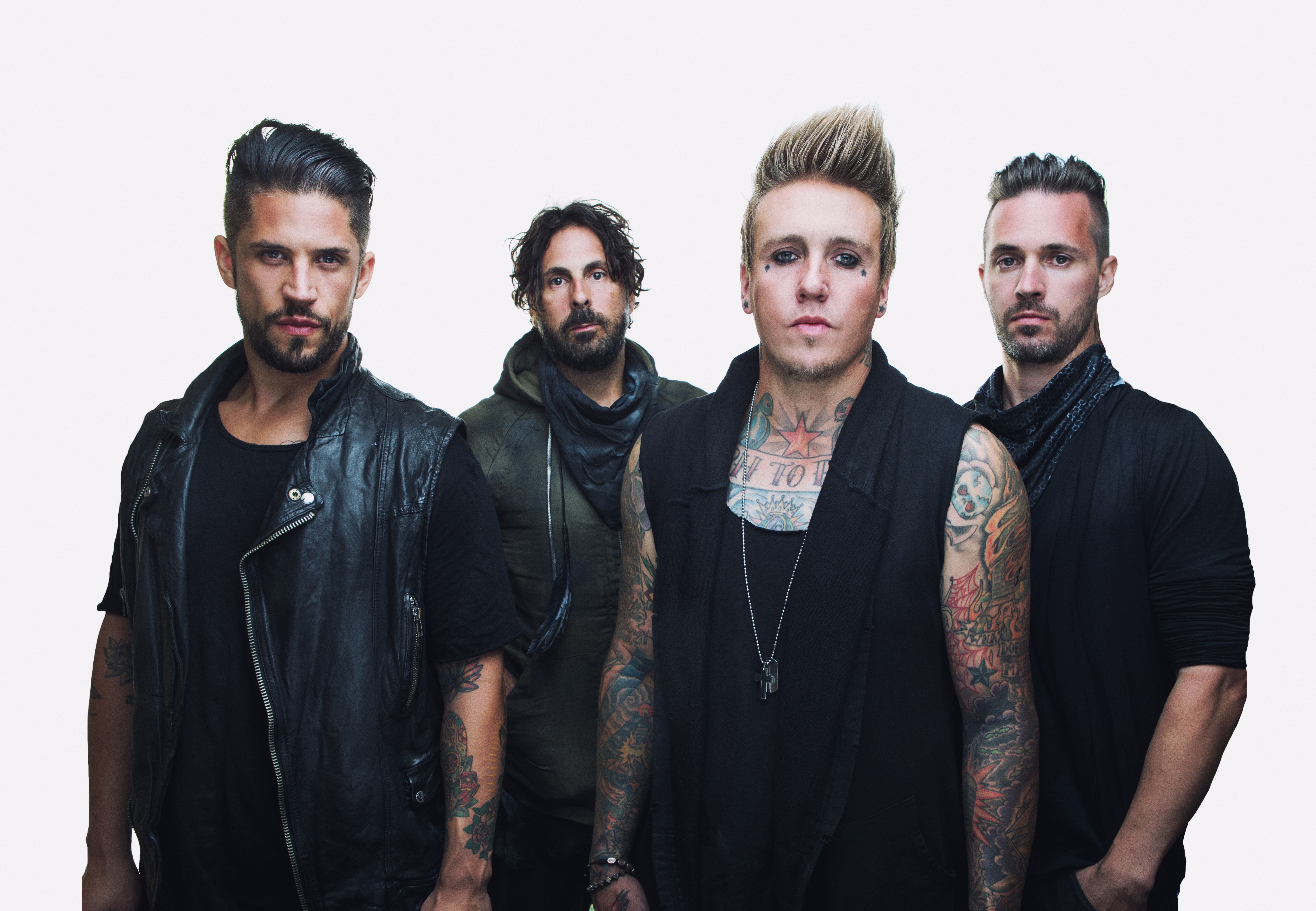 Permanent Link to Papa Roach Release Music Video for "Falling Apart&qu...